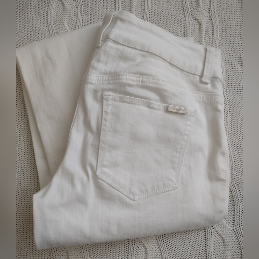 Chico's So Slimming Straight Legged White Jeans with Stretch Sz. 2